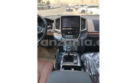 Nunua Imported Toyota Land Cruiser Nyeusi Gari ndani ya Import - Dubai nchini Arusha Nunua Imported Toyota Land Cruiser Nyeusi Gari ndani ya Import - Dubai nchini Arusha