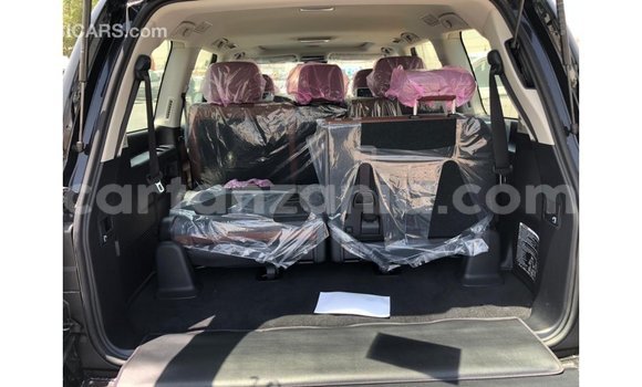 Nunua Imported Toyota Land Cruiser Nyeusi Gari ndani ya Import - Dubai nchini Arusha Nunua Imported Toyota Land Cruiser Nyeusi Gari ndani ya Import - Dubai nchini Arusha
