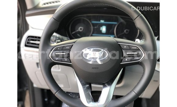 Buy Import Hyundai Accent Other Car in Import - Dubai in Arusha Buy Import Hyundai Accent Other Car in Import - Dubai in Arusha