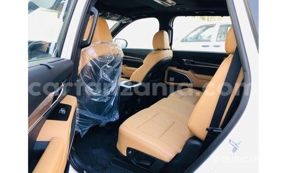 Buy Import Kia Carens White Car in Import - Dubai in Arusha Buy Import Kia Carens White Car in Import - Dubai in Arusha