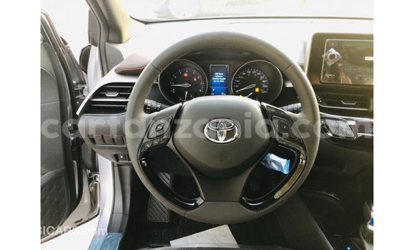 Nunua Imported Toyota C-HR Nyingine Gari ndani ya Import - Dubai nchini Arusha Nunua Imported Toyota C-HR Nyingine Gari ndani ya Import - Dubai nchini Arusha
