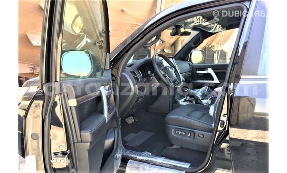 Nunua Imported Toyota Land Cruiser Nyeusi Gari ndani ya Import - Dubai nchini Arusha Nunua Imported Toyota Land Cruiser Nyeusi Gari ndani ya Import - Dubai nchini Arusha