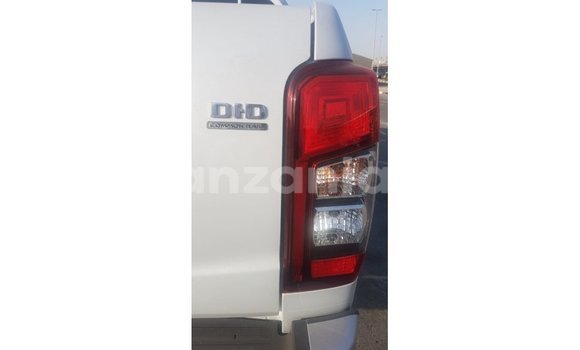 Buy Import Mitsubishi L200 White Car in Import - Dubai in Arusha Buy Import Mitsubishi L200 White Car in Import - Dubai in Arusha