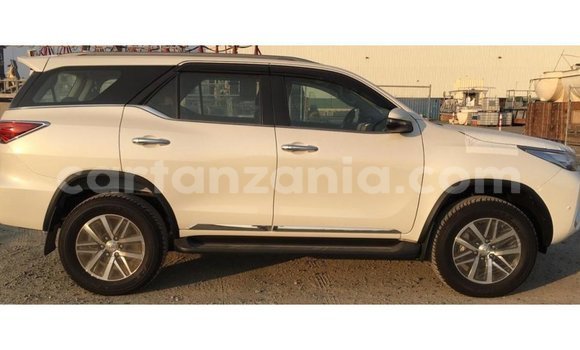Buy Import Toyota Fortuner Other Car in Import - Dubai in Arusha Buy Import Toyota Fortuner Other Car in Import - Dubai in Arusha