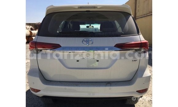 Buy Import Toyota Fortuner White Car in Import - Dubai in Arusha Buy Import Toyota Fortuner White Car in Import - Dubai in Arusha