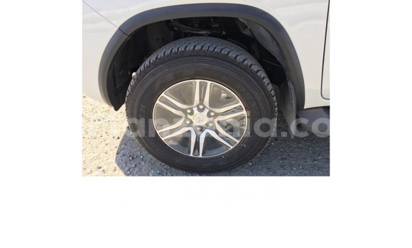Buy Import Toyota Fortuner White Car in Import - Dubai in Arusha Buy Import Toyota Fortuner White Car in Import - Dubai in Arusha