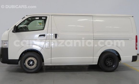Buy Import Toyota Hiace White Car in Import - Dubai in Arusha Buy Import Toyota Hiace White Car in Import - Dubai in Arusha