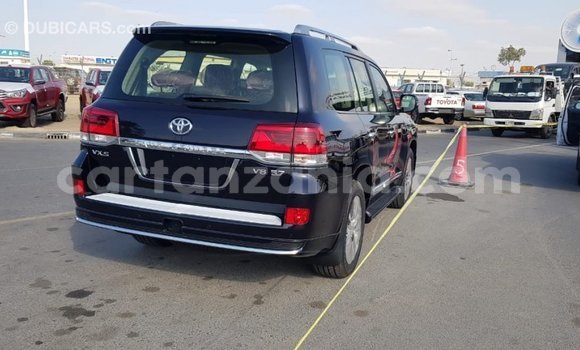 Buy Import Toyota Land Cruiser Black Car in Import - Dubai in Arusha Buy Import Toyota Land Cruiser Black Car in Import - Dubai in Arusha