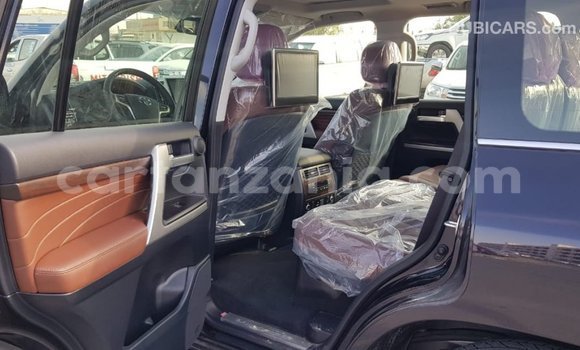 Buy Import Toyota Land Cruiser Black Car in Import - Dubai in Arusha Buy Import Toyota Land Cruiser Black Car in Import - Dubai in Arusha