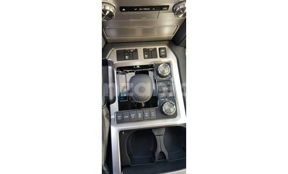 Buy Import Toyota Land Cruiser Black Car in Import - Dubai in Arusha Buy Import Toyota Land Cruiser Black Car in Import - Dubai in Arusha