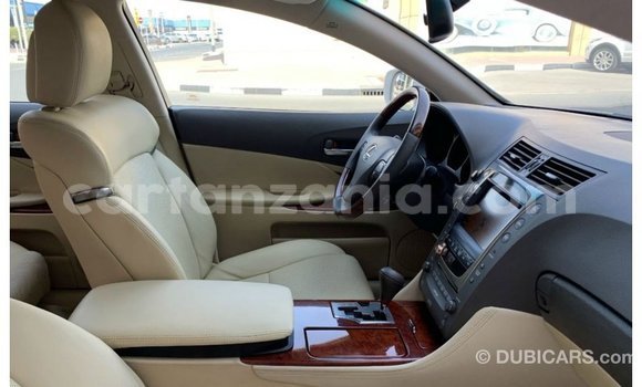 Buy Import Lexus GS White Car in Import - Dubai in Arusha Buy Import Lexus GS White Car in Import - Dubai in Arusha