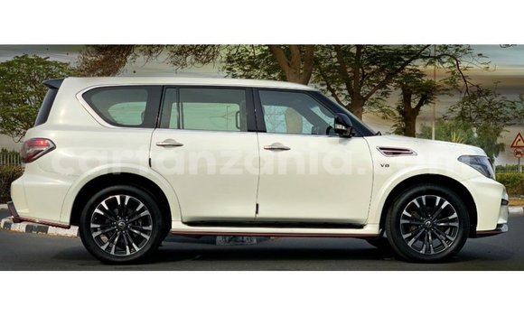 Buy Import Nissan Patrol White Car in Import - Dubai in Arusha Buy Import Nissan Patrol White Car in Import - Dubai in Arusha