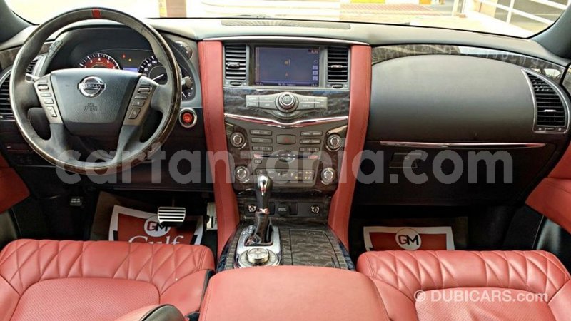 Big with watermark nissan patrol arusha import dubai 10326