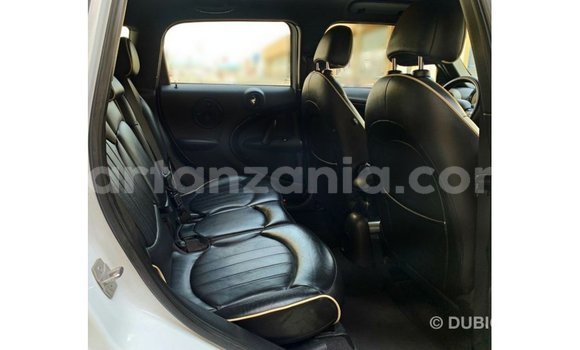 Buy Import Mini Cooper White Car in Import - Dubai in Arusha Buy Import Mini Cooper White Car in Import - Dubai in Arusha