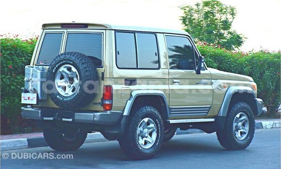 Buy Import Toyota Land Cruiser Beige Car in Import - Dubai in Arusha Buy Import Toyota Land Cruiser Beige Car in Import - Dubai in Arusha