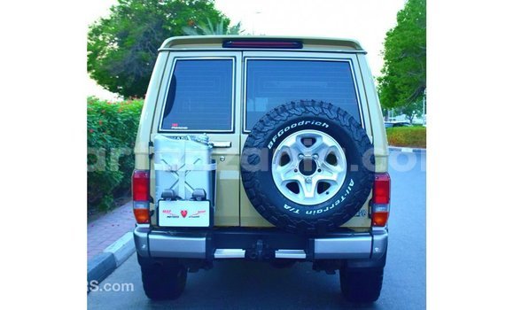 Buy Import Toyota Land Cruiser Beige Car in Import - Dubai in Arusha Buy Import Toyota Land Cruiser Beige Car in Import - Dubai in Arusha