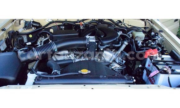 Buy Import Toyota Land Cruiser Beige Car in Import - Dubai in Arusha Buy Import Toyota Land Cruiser Beige Car in Import - Dubai in Arusha