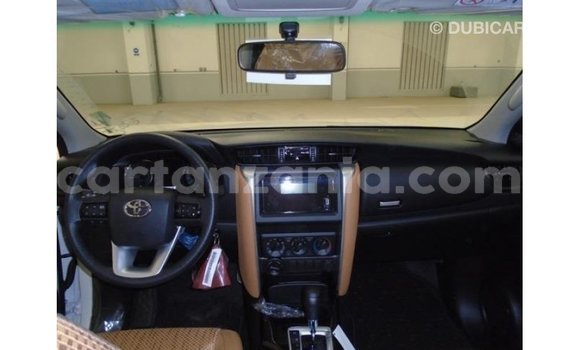 Buy Import Toyota Fortuner White Car in Import - Dubai in Arusha Buy Import Toyota Fortuner White Car in Import - Dubai in Arusha