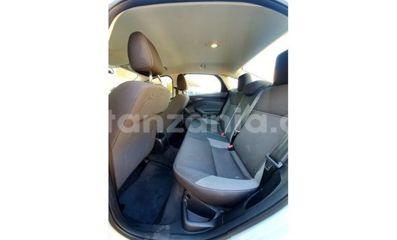 Buy Import Ford Focus White Car in Import - Dubai in Arusha Buy Import Ford Focus White Car in Import - Dubai in Arusha