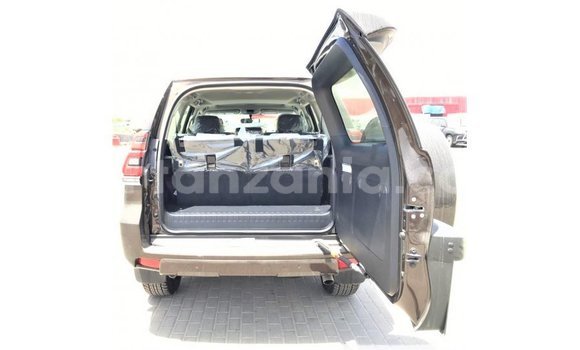 Nunua Imported Toyota Prado Brown Gari ndani ya Import - Dubai nchini Arusha Nunua Imported Toyota Prado Brown Gari ndani ya Import - Dubai nchini Arusha