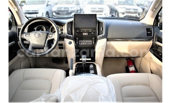 Buy Import Toyota Land Cruiser Black Car in Import - Dubai in Arusha Buy Import Toyota Land Cruiser Black Car in Import - Dubai in Arusha
