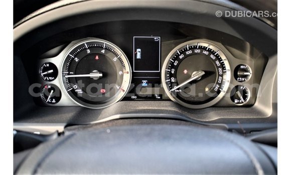 Buy Import Toyota Land Cruiser Black Car in Import - Dubai in Arusha Buy Import Toyota Land Cruiser Black Car in Import - Dubai in Arusha