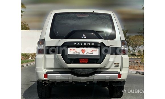 Buy Import Mitsubishi Pajero White Car in Import - Dubai in Arusha Buy Import Mitsubishi Pajero White Car in Import - Dubai in Arusha