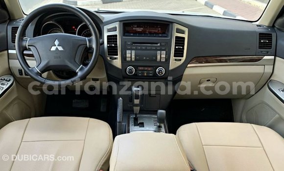 Buy Import Mitsubishi Pajero White Car in Import - Dubai in Arusha Buy Import Mitsubishi Pajero White Car in Import - Dubai in Arusha