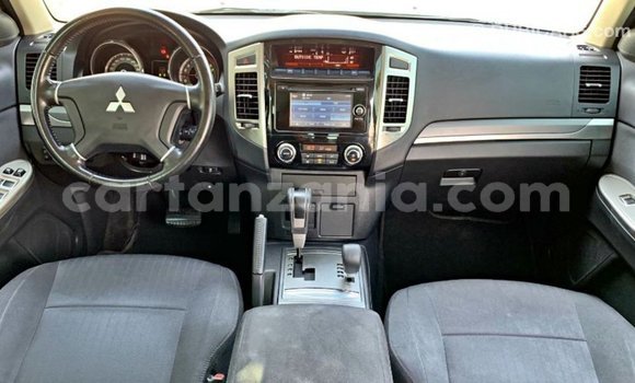 Buy Import Mitsubishi Pajero Other Car in Import - Dubai in Arusha Buy Import Mitsubishi Pajero Other Car in Import - Dubai in Arusha
