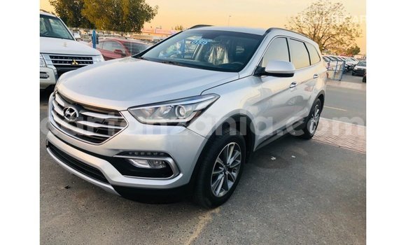 Buy Import Hyundai Santa Fe Other Car in Import - Dubai in Arusha Buy Import Hyundai Santa Fe Other Car in Import - Dubai in Arusha