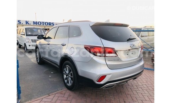 Buy Import Hyundai Santa Fe Other Car in Import - Dubai in Arusha Buy Import Hyundai Santa Fe Other Car in Import - Dubai in Arusha