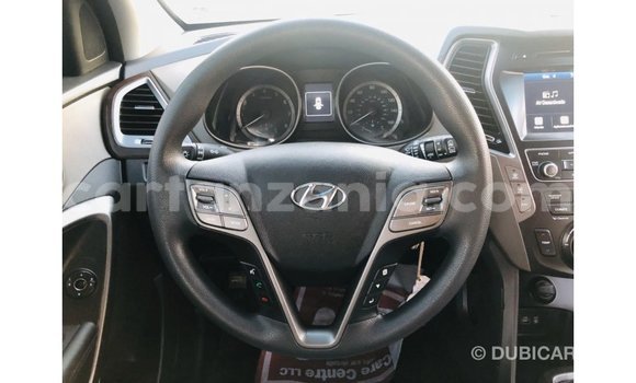Buy Import Hyundai Santa Fe Other Car in Import - Dubai in Arusha Buy Import Hyundai Santa Fe Other Car in Import - Dubai in Arusha