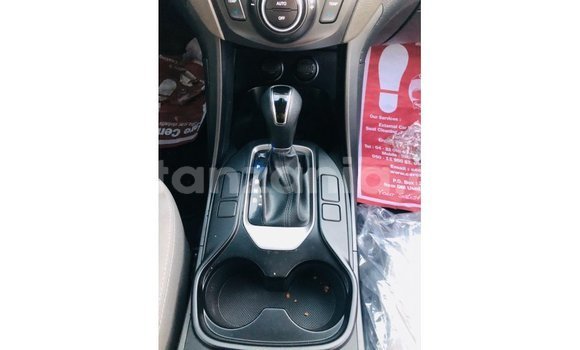 Buy Import Hyundai Santa Fe Other Car in Import - Dubai in Arusha Buy Import Hyundai Santa Fe Other Car in Import - Dubai in Arusha