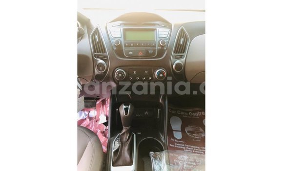 Buy Import Hyundai Tucson Blue Car in Import - Dubai in Arusha Buy Import Hyundai Tucson Blue Car in Import - Dubai in Arusha