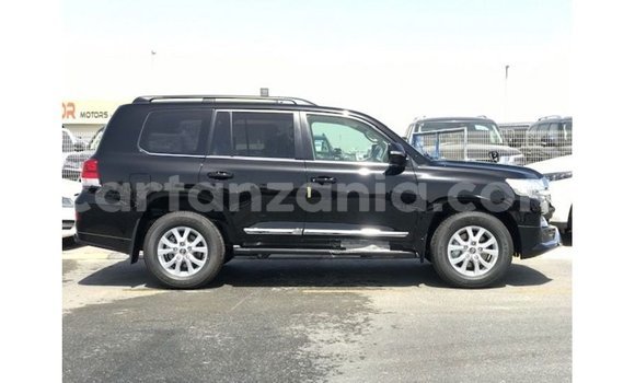 Buy Import Toyota Land Cruiser Black Car in Import - Dubai in Arusha Buy Import Toyota Land Cruiser Black Car in Import - Dubai in Arusha