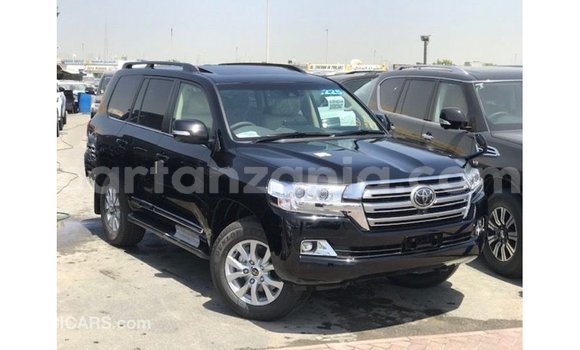 Buy Import Toyota Land Cruiser Black Car in Import - Dubai in Arusha Buy Import Toyota Land Cruiser Black Car in Import - Dubai in Arusha