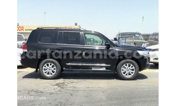 Buy Import Toyota Land Cruiser Black Car in Import - Dubai in Arusha Buy Import Toyota Land Cruiser Black Car in Import - Dubai in Arusha