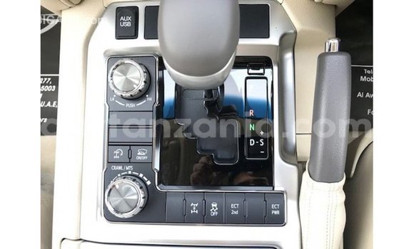 Buy Import Toyota Land Cruiser Black Car in Import - Dubai in Arusha Buy Import Toyota Land Cruiser Black Car in Import - Dubai in Arusha