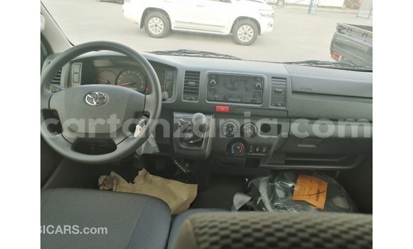 Buy Import Toyota Hiace White Car in Import - Dubai in Arusha Buy Import Toyota Hiace White Car in Import - Dubai in Arusha