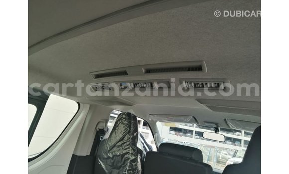 Buy Import Toyota Hiace White Car in Import - Dubai in Arusha Buy Import Toyota Hiace White Car in Import - Dubai in Arusha