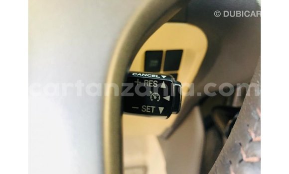 Nunua Imported Toyota Prado Nyeupe Gari ndani ya Import - Dubai nchini Arusha Nunua Imported Toyota Prado Nyeupe Gari ndani ya Import - Dubai nchini Arusha