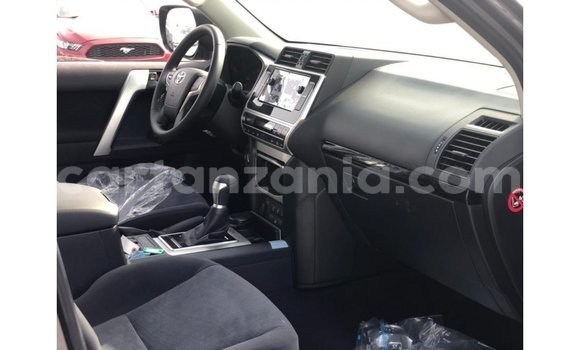 Nunua Imported Toyota Prado Nyingine Gari ndani ya Import - Dubai nchini Arusha Nunua Imported Toyota Prado Nyingine Gari ndani ya Import - Dubai nchini Arusha