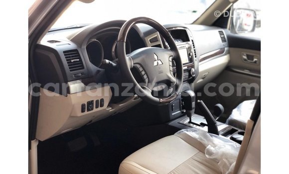 Buy Import Mitsubishi Pajero Other Car in Import - Dubai in Arusha Buy Import Mitsubishi Pajero Other Car in Import - Dubai in Arusha