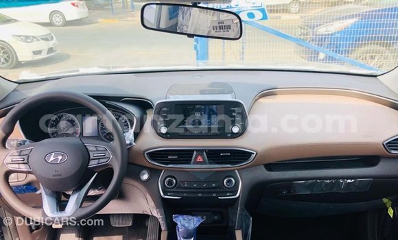 Nunua Imported Hyundai Santa Fe Kijani Gari ndani ya Import - Dubai nchini Arusha Nunua Imported Hyundai Santa Fe Kijani Gari ndani ya Import - Dubai nchini Arusha
