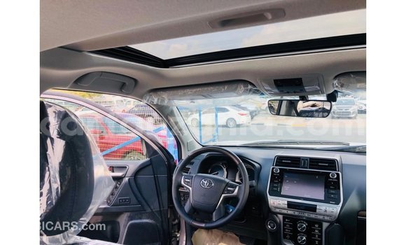 Nunua Imported Toyota Prado Brown Gari ndani ya Import - Dubai nchini Arusha Nunua Imported Toyota Prado Brown Gari ndani ya Import - Dubai nchini Arusha