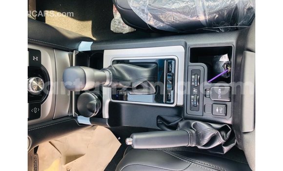 Nunua Imported Toyota Prado Brown Gari ndani ya Import - Dubai nchini Arusha Nunua Imported Toyota Prado Brown Gari ndani ya Import - Dubai nchini Arusha