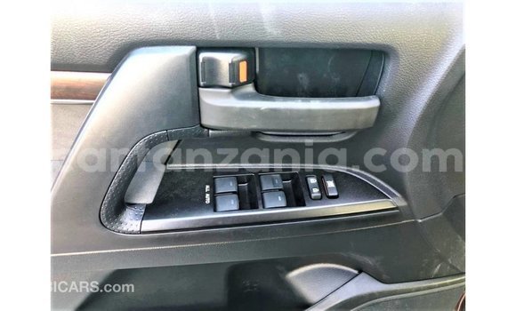 Buy Import Toyota Land Cruiser Other Car in Import - Dubai in Arusha Buy Import Toyota Land Cruiser Other Car in Import - Dubai in Arusha