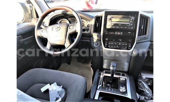 Buy Import Toyota Land Cruiser Other Car in Import - Dubai in Arusha Buy Import Toyota Land Cruiser Other Car in Import - Dubai in Arusha
