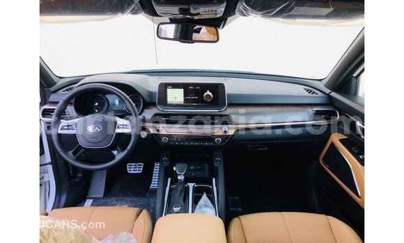 Buy Import Kia Carens White Car in Import - Dubai in Arusha Buy Import Kia Carens White Car in Import - Dubai in Arusha