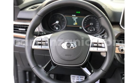 Buy Import Kia Carens White Car in Import - Dubai in Arusha Buy Import Kia Carens White Car in Import - Dubai in Arusha